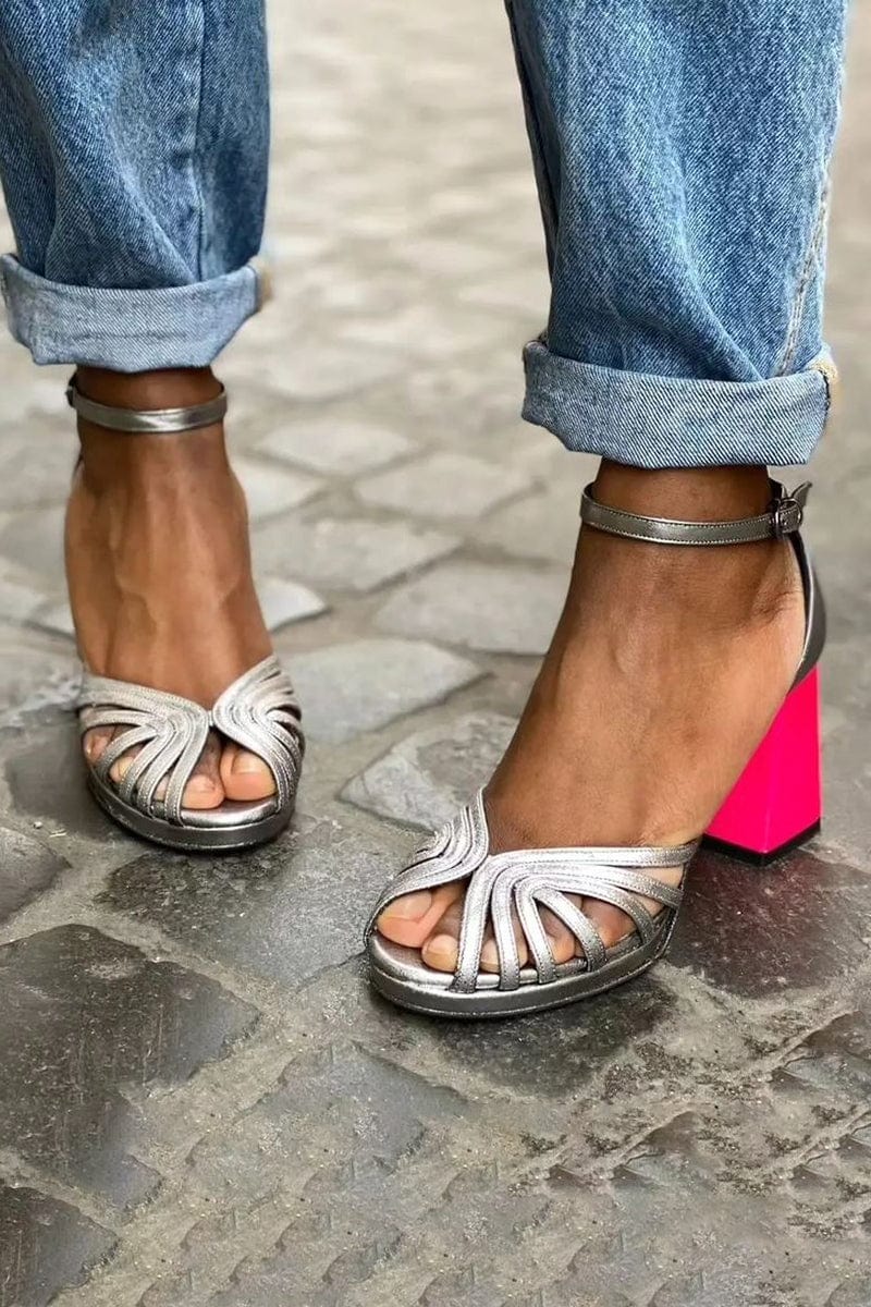 The Nova Heels